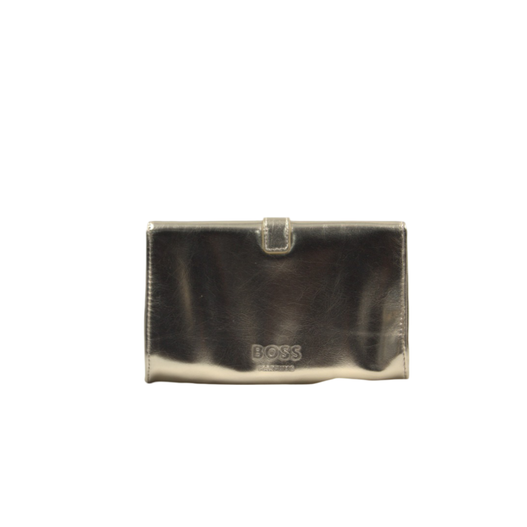 Boss pouch for woman